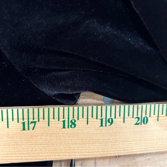 NWT Halogen Black Velvet Jumpsuit Womens Small - Picture 5 of 5